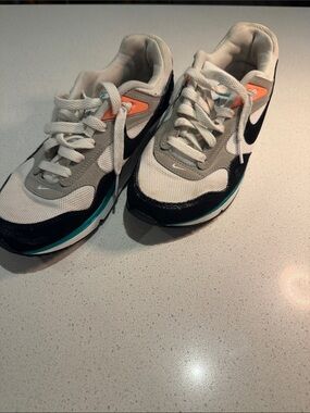 Nike Kids Sneakers in White, Black, Teal & Orange